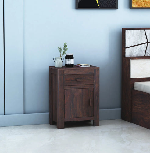 {"alt" => "Verlix Solid Sheesham Wood Bedside With Drawer and Door Storage - 3 Years Warranty"}